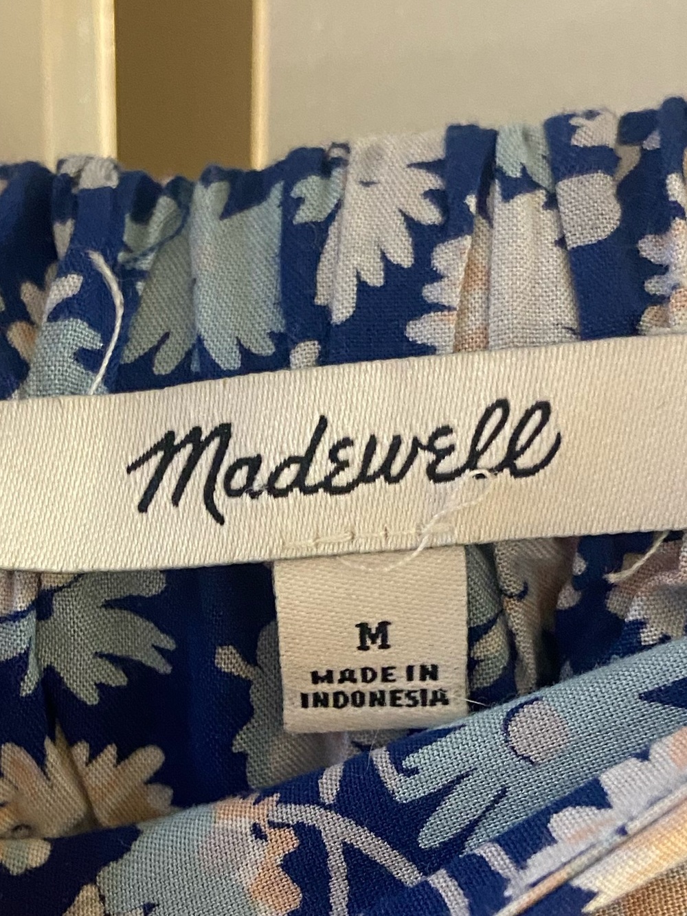 Madewell Navy cropped wide leg pants with Ivory Floral Print Medium - Picture 7 of 8